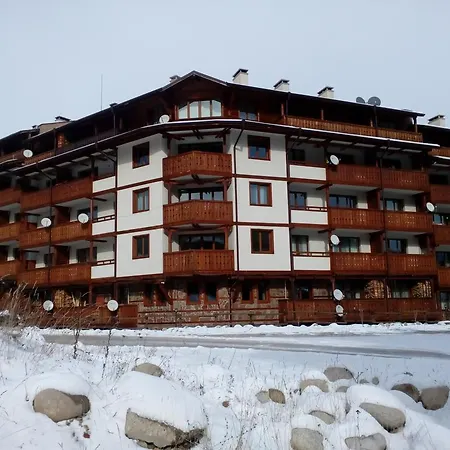 Private In Apartcomplex Novy Khan Apartment